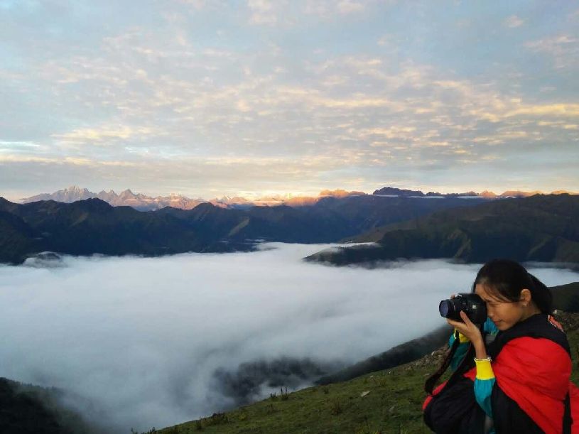 大美中国】达瓦更扎看云海冰球突破豪华版app【(图1)